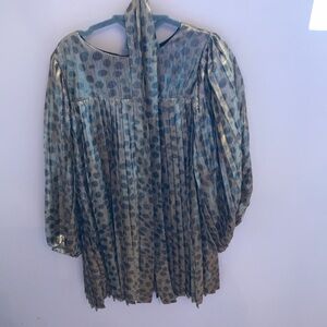 Little Marc jacobs gold dress size 6